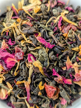 Load image into Gallery viewer, Red Rose Oolong