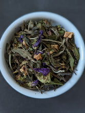 Load image into Gallery viewer, Apple + Mint White